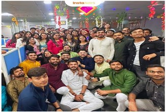 InstaAstro:This Vedic astrologer helps people find clarity and purpose