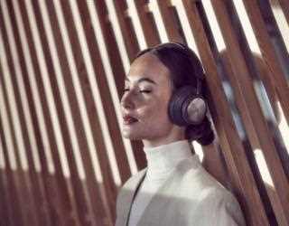 B&O Wireless Headphones for Gamers by Microsoft!