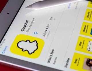 Snapchat now permits to change your username let's see how