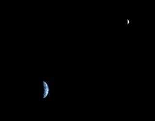 NASA Mars Reconnaissance Orbiter Captured a Glimpse of Earth and Moon in One Frame