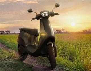 Vanilla Ola S1 Scooter Halts in Production as it Offers Ola S1 Pro Features to Buyers