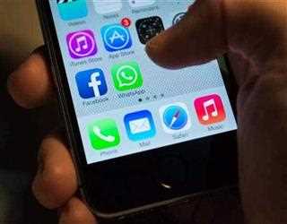 WhatsApp Introduces Option to Pin Up to 3 Messages per Chat