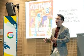 Google unveils AI labeling tool