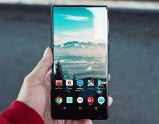 Android 13 will let you personalise your device in different styles.