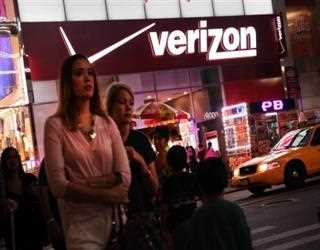 Free 4G Flip Phones to Customers who still into 3G Network by Verizon