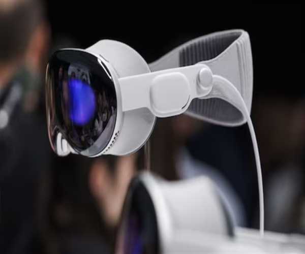 YouTube confirms plans to make Apple Vision Pro app