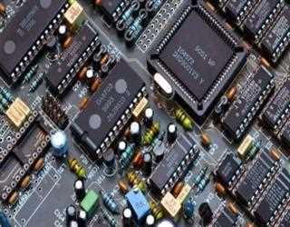 Japan will contribute $500 million to the startup Rapidus for manufacturing processors.