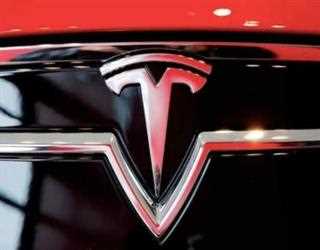US authorities are looking into Tesla's self-driving promises.
