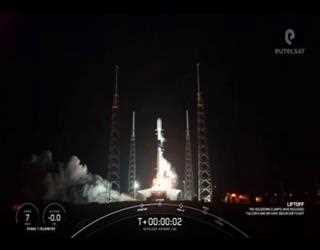 Launching the Hotbird 13G telecom satellite by SpaceX, it lands its rocket at sea.