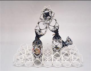Self-building robots that can develop into larger machines are created by MIT engineers.
