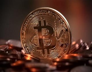 Women stay ahead of the game when it comes to investing in crypto