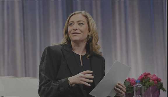Whitney Wolfe Herd, founder of Bumble, steps down as the dating app's boss.