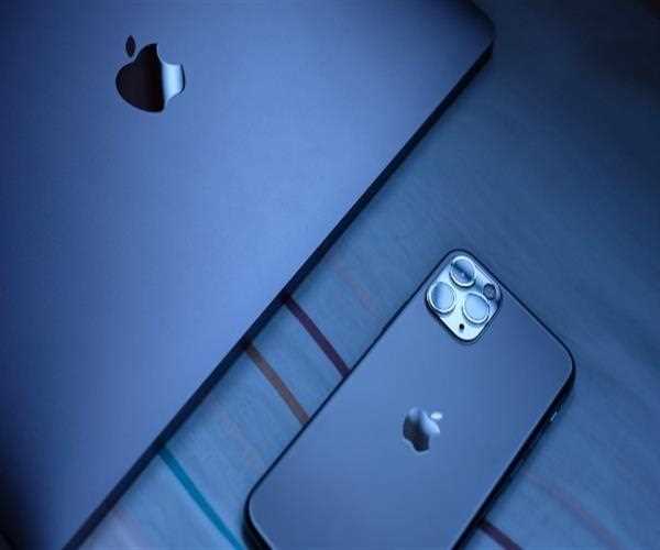 Be aware if using any Apple devices, high-risk security flaws introduced by CRET