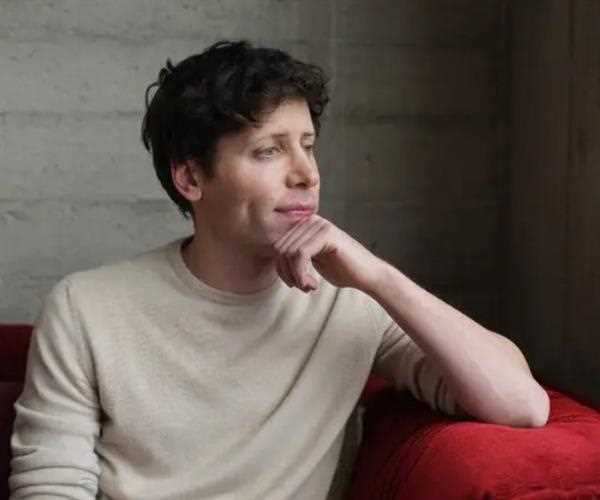 Ex-OpenAI director still not know why board forced out Altman.