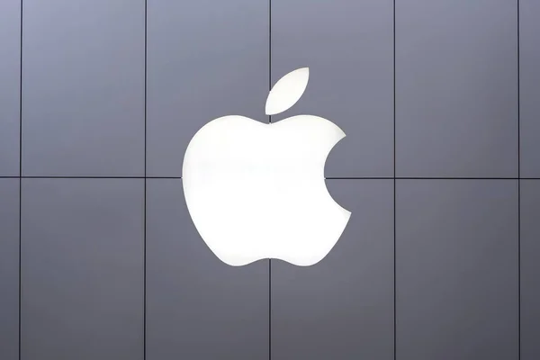 Apple Sends Out Invites For Upcoming iMac Launch: 'Scary Fast' Event Announced