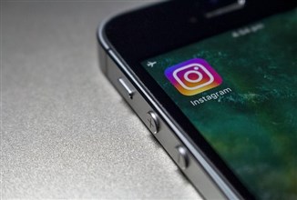 ​Instagram Trials AI Tool to Detect Teens Posing as Adults Online​