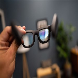 Meta May Launch AR Glasses with Built-in Display and Five New Wearables This Year
